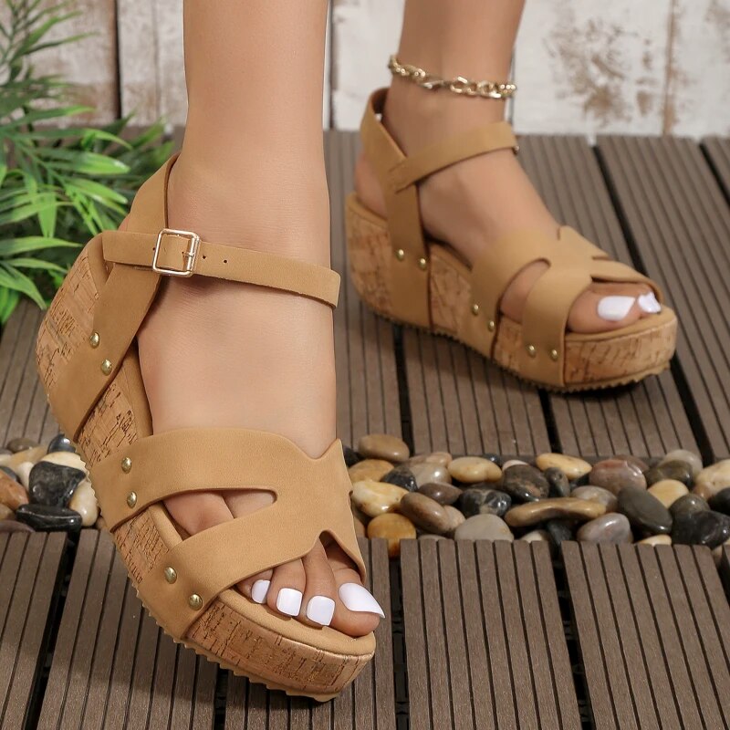 Chunky Platform Buckle Strap Gladiator Sandals for Women GOMINGLO