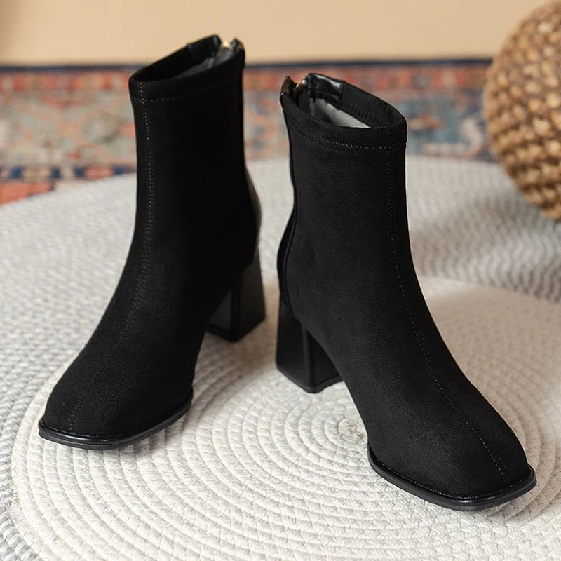 Gominglo - Cozy Chic: Knitted Face Women's Sock Boots GOMINGLO