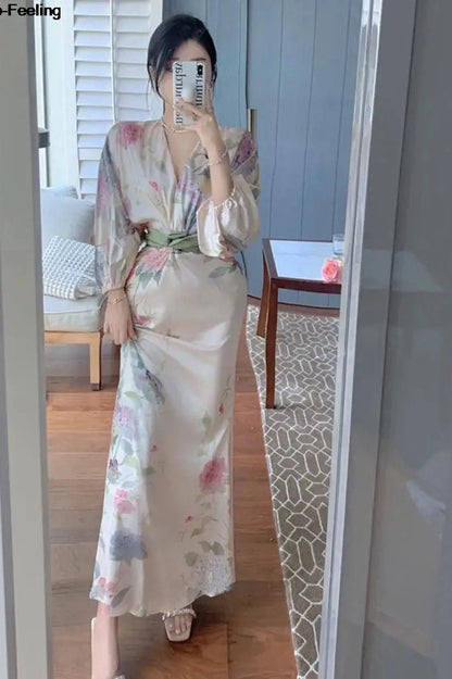 Elegant Print V-Neck Maxi Dress