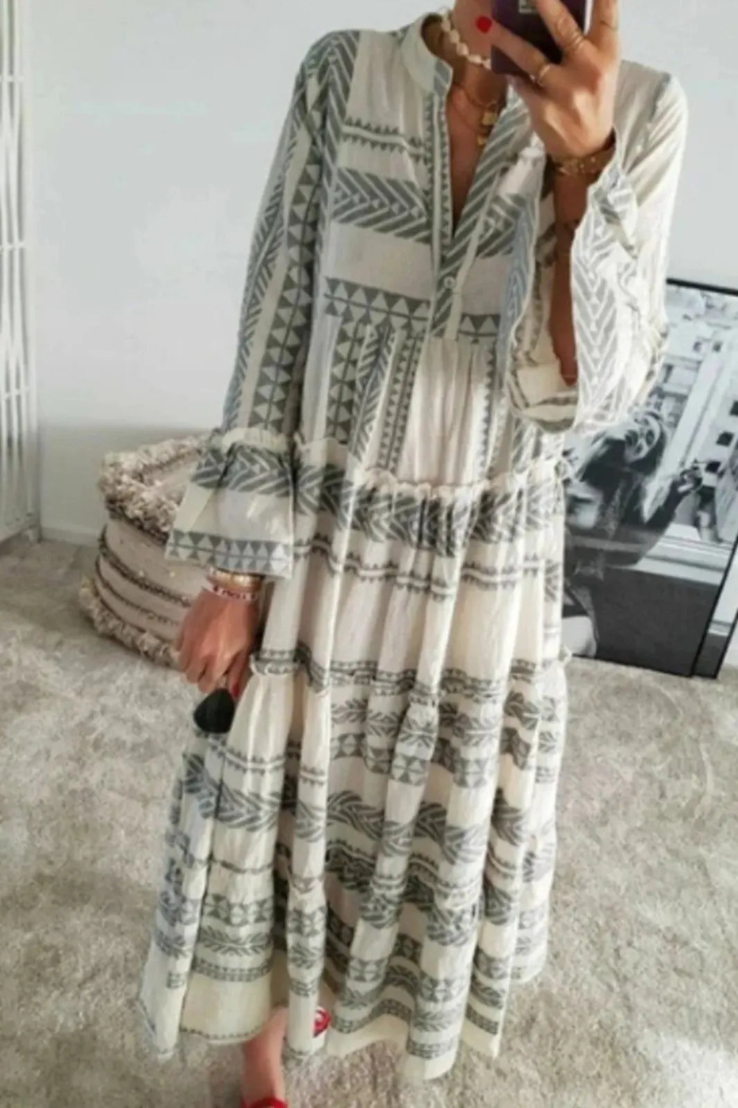 Long Sleeve V-Neck Maxi Dress