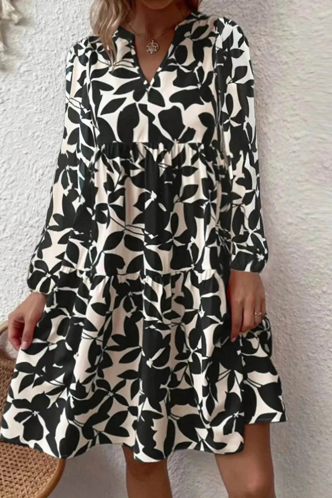 Elegant Leaf Print Long Sleeve Midi Dress