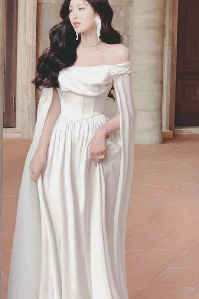 Elegant Off-Shoulder Maxi Dress