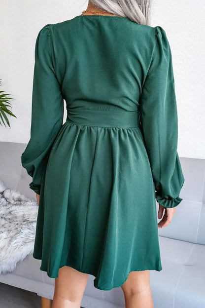 V-Neck Long Sleeves Pleated Short Dress