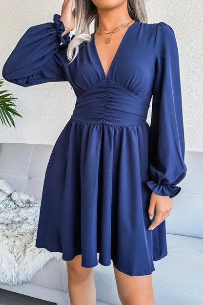 V-Neck Long Sleeves Pleated Short Dress