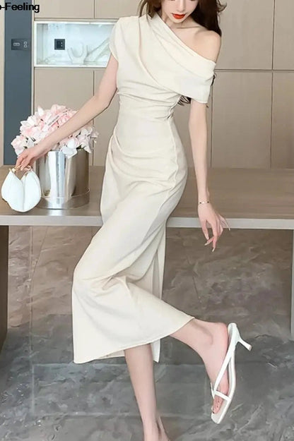 Elegant Off-Shoulder Maxi Dress