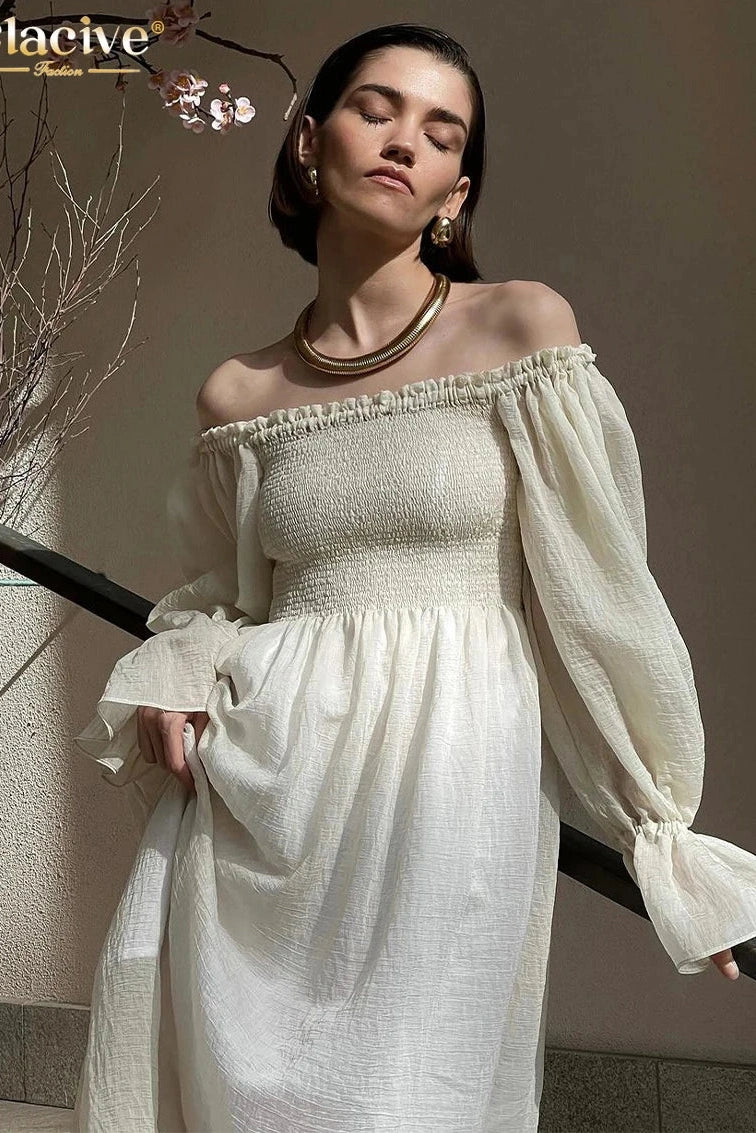 Elegant Lantern Sleeve Midi Dress