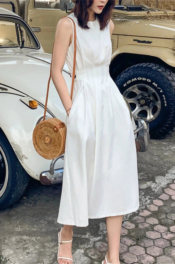 Elegant Sleeveless Midi Dress