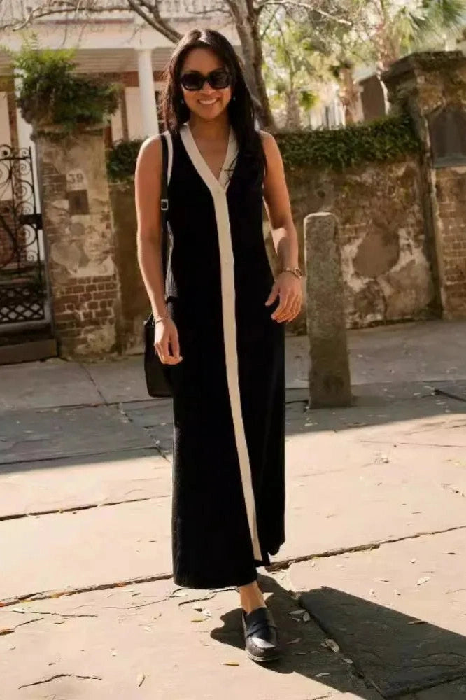 Elegant Sleeveless V-Neck Maxi Dress