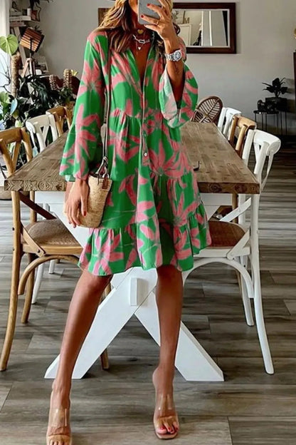 Floral Print Pleated V-Neck Mini Dress