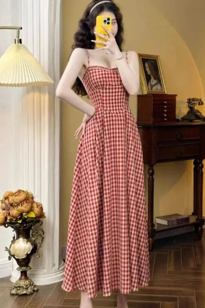 Elegant Spaghetti Strap Maxi Dress