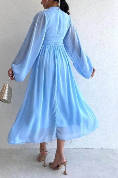 Elegant Lantern Sleeve Midi Dress