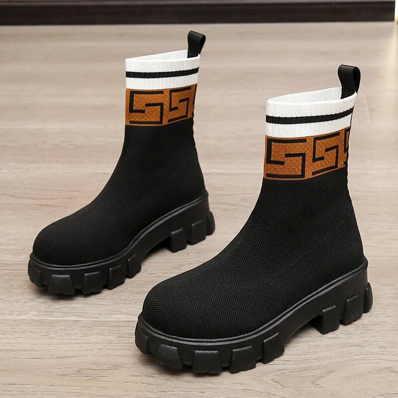 Trendy Women's Fashion Autumn Winter Black Knitted Short Socks Boots GOMINGLO