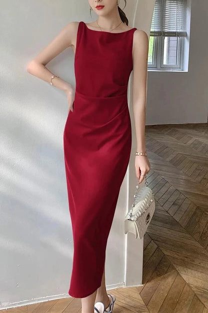 Elegant Sleeveless Midi Dress