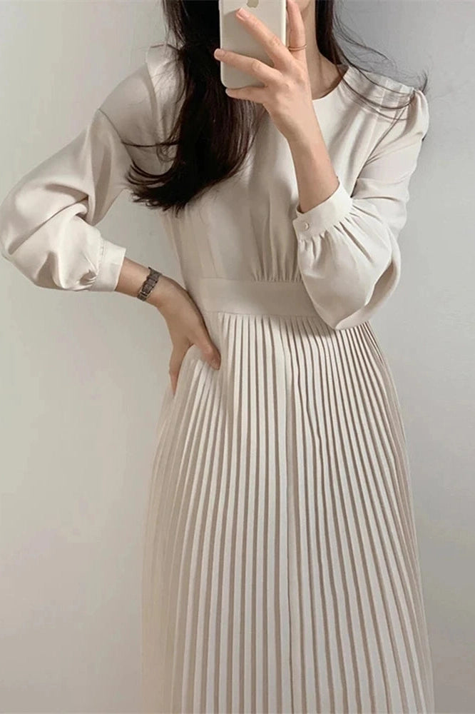 Elegant Long Sleeve Pleated Midi Dress