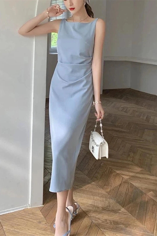 Elegant Sleeveless Midi Dress