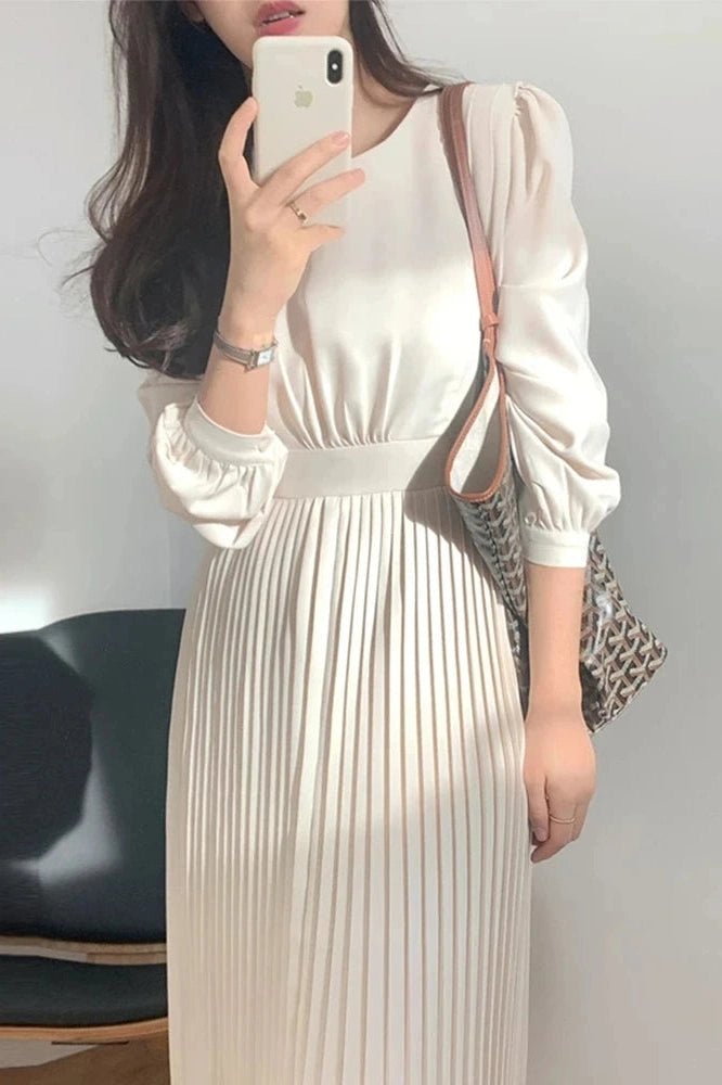 Elegant Long Sleeve Pleated Midi Dress