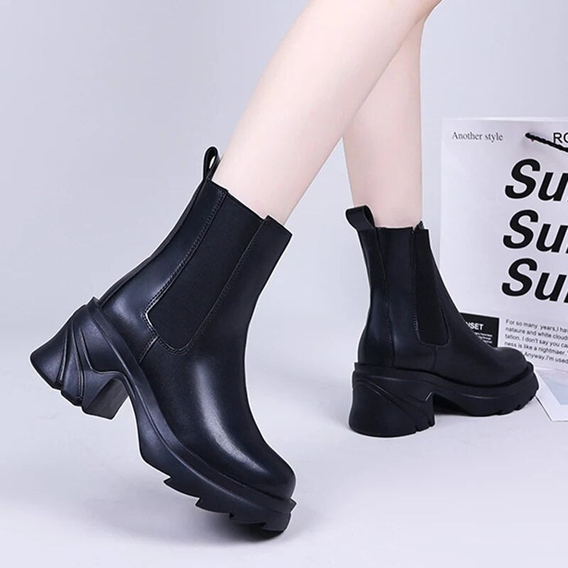 Women's Autumn Winter Short Plush Chelsea Slip-On PU Leather Boots GOMINGLO