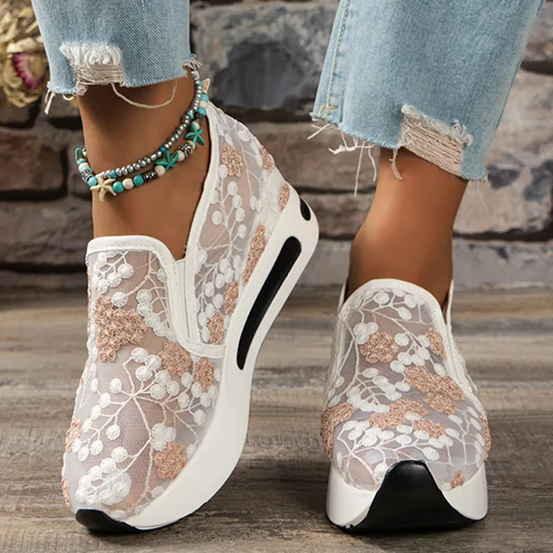Women's Fashion Embroidered Loafers Shoes GOMINGLO