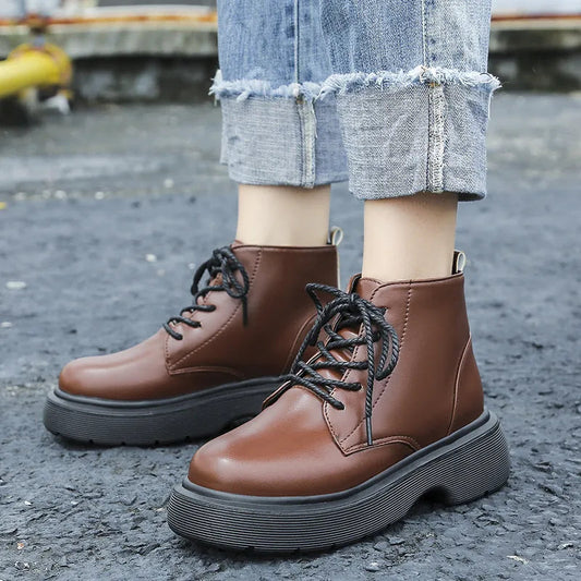 Women's Vintage Fashion Autumn Winter Lace Up PU Leather Ankle Boots GOMINGLO