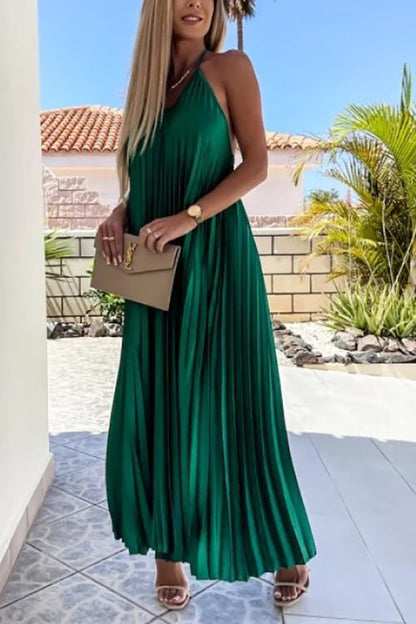 Elegant Pleated Sleeveless Halter Large Hem Maxi Dress