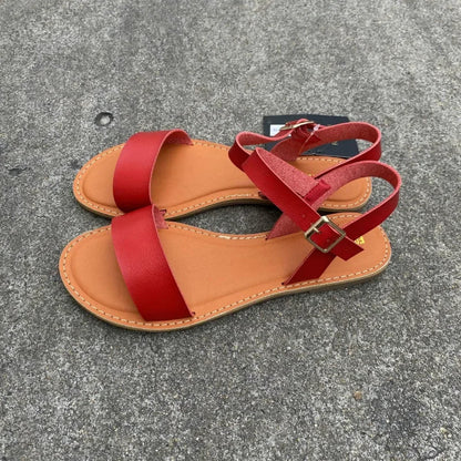 Gominglo- Fashionable Flat Heel Roman Sandals with Clip Toe
