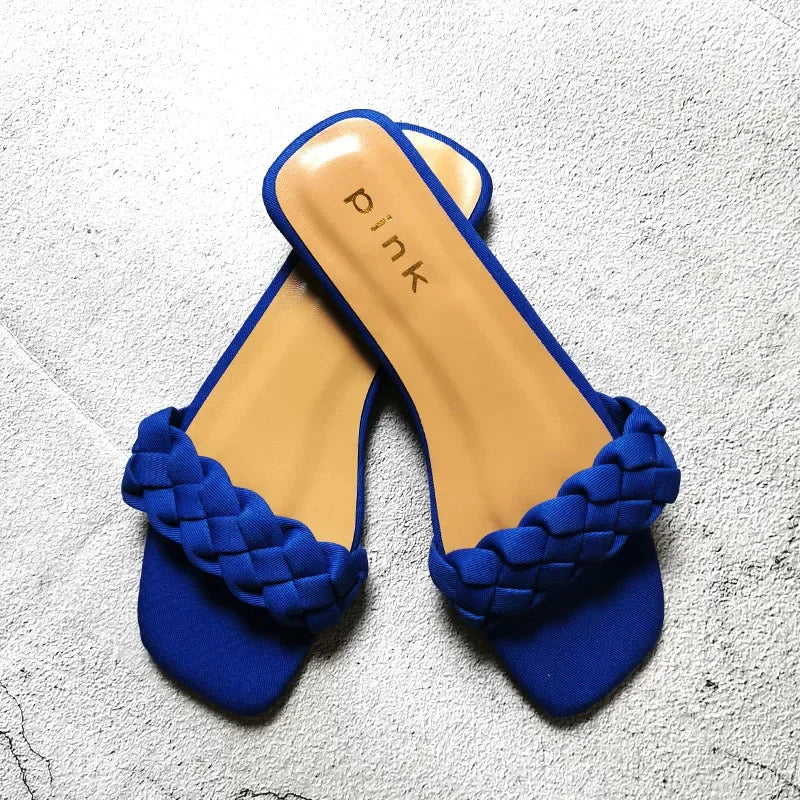Gominglo- Fashionable Flat Slippers for Beach Comfort